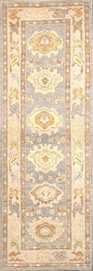 Hand Knotted Oriental Design Short Runner Rug