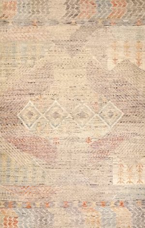 Hand Knotted Modern Look Decorative Foyer Size Rug