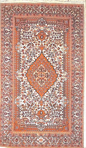 Oriental Design Hand Knotted Small Foyer Size Rug