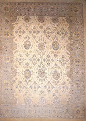 Hand Knotted Oriental Design Decorative Over Size Rug