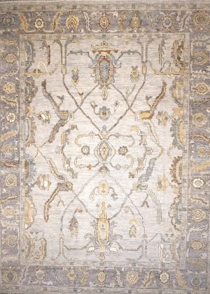 Hand Knotted Decorative Room Size Rug