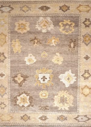 Hand Knotted Decorative Room Size Rug