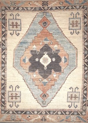 Hand Knotted Decorative Room Size Rug