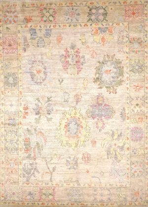 Hand Knotted Decorative Foyer Size Rug