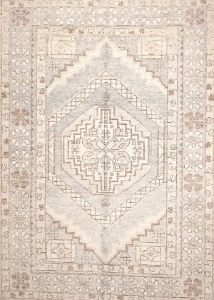 Hand Knotted Old look Foyer Size Rug